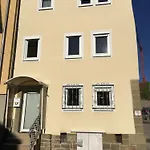 Snug Und Hugley Neuenstein (Baden-Wurttemberg)